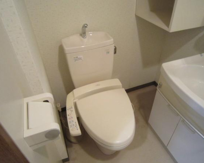 トイレ　【女性のお一人暮らしでも安心のセキュリティ♪】