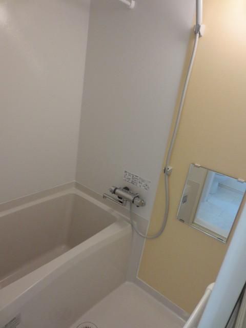 バス・シャワールーム　バスルーム