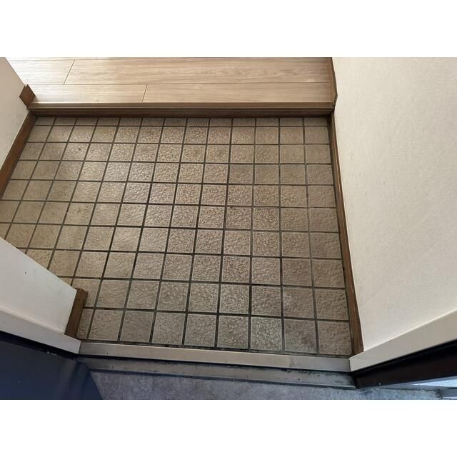 玄関　シンプルで使いやすい玄関です