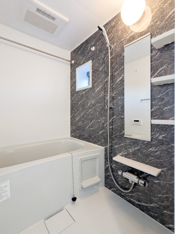 バス・シャワールーム　図面と現状に相違がある場合には現状を優先