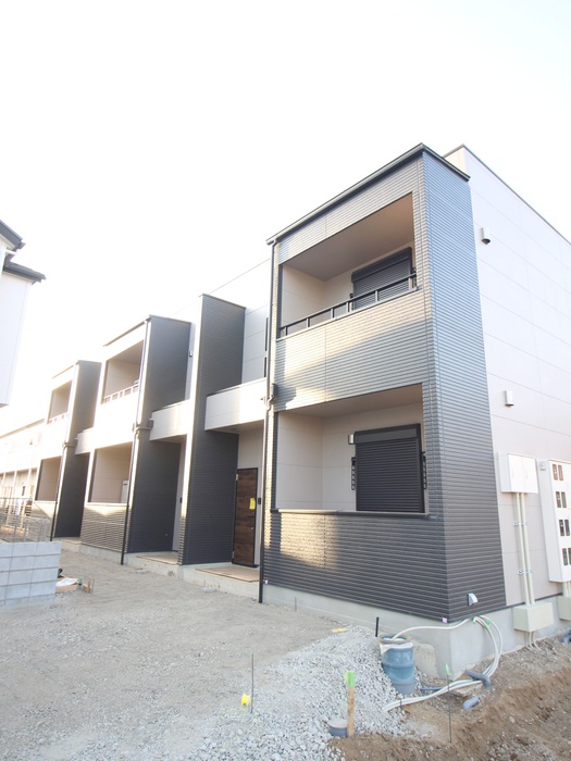 建物外観　建築中