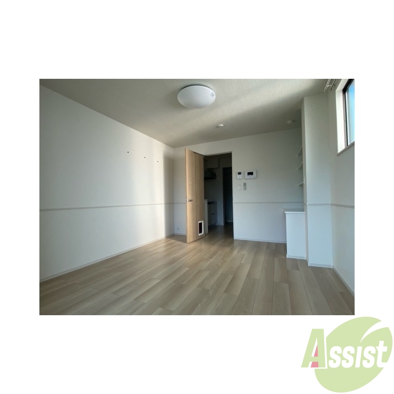 その他部屋・スペース　フローリングのお部屋なのでベッドを置いたら寝室の出来上がり