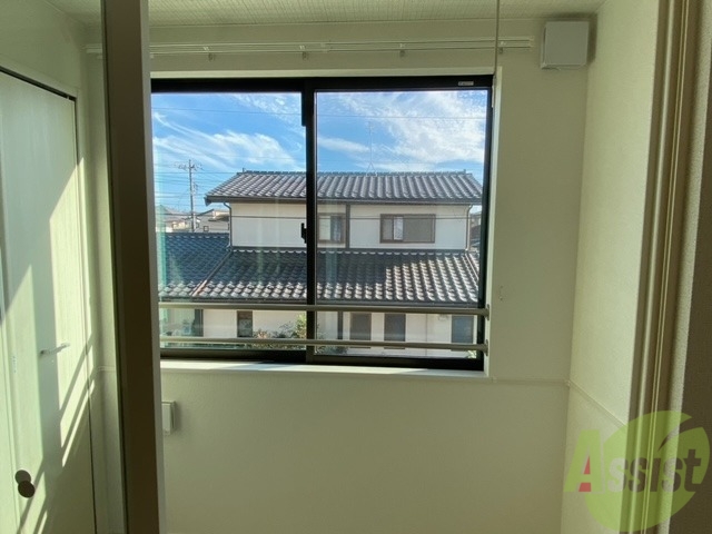 バルコニー　バルコニーではなくサンルーム、雨の日もあんしんですね