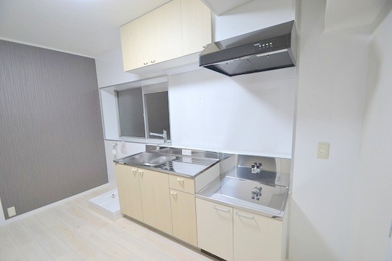 キッチン　※他号室の参考写真です。