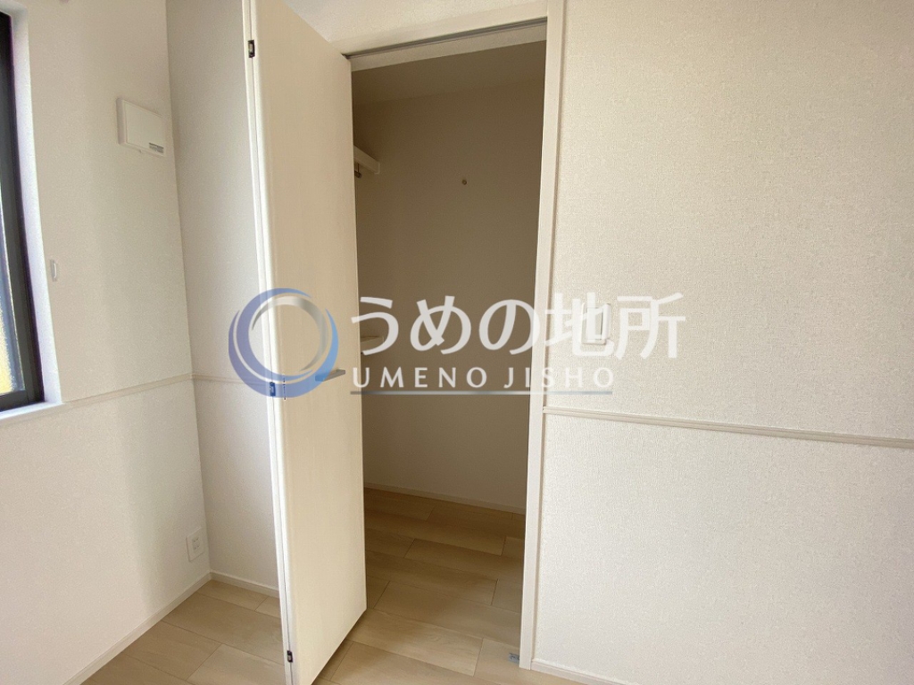 収納　洋室収納