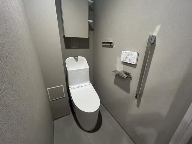 トイレ　参考写真