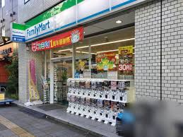 コンビニ　ファミリーマート台東駒形一丁目店（コンビニ）まで197m