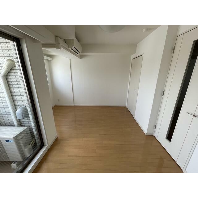 居室・リビング　別部屋参考写真です