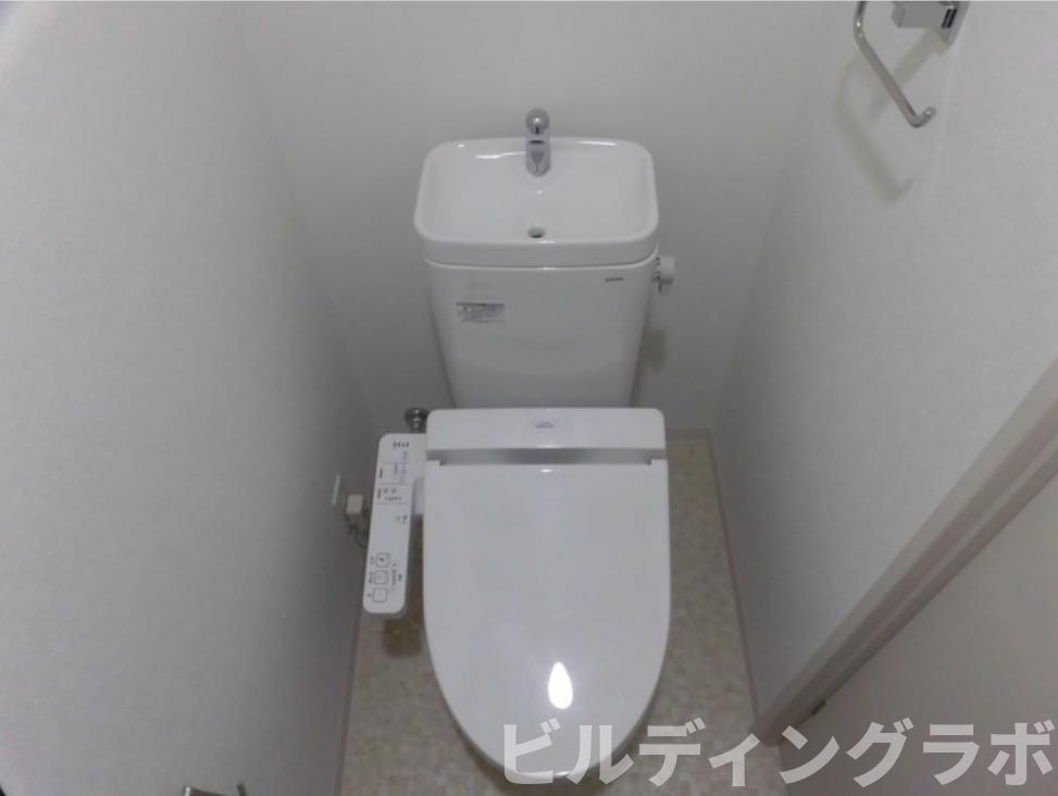 トイレ　別号室参考画像です。