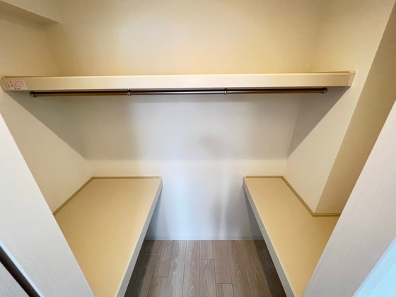 収納　※別部屋の写真です