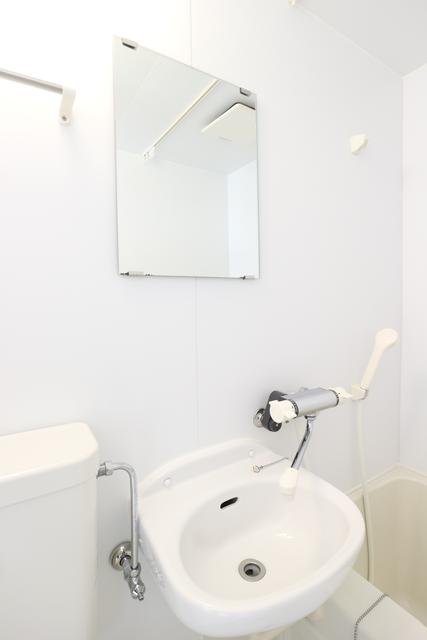 洗面設備　洗面所　※同物件・同仕様画像