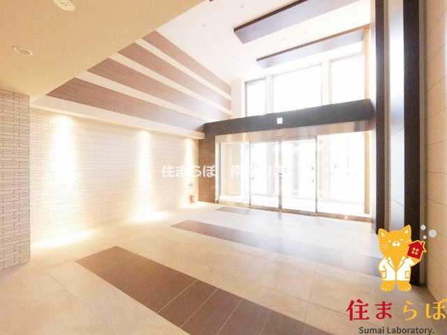 エントランス　「暮らしの設計図は、ここから始まります。」