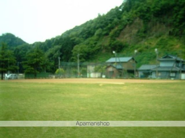 公園　西谷中央公園（公園）まで650m