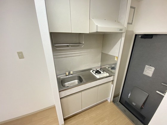 キッチン　※別号室の写真です。