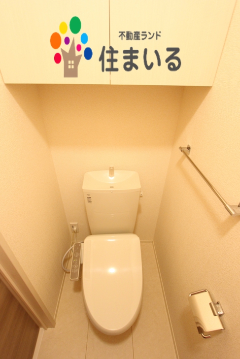 トイレ　※写真は同型タイプとなります