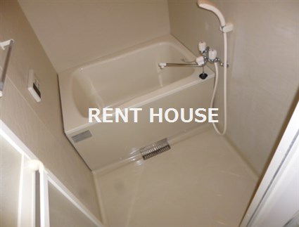 バス・シャワールーム　別号室の参考写真となります