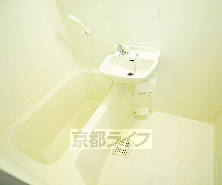 洗面設備　洗面台あります。