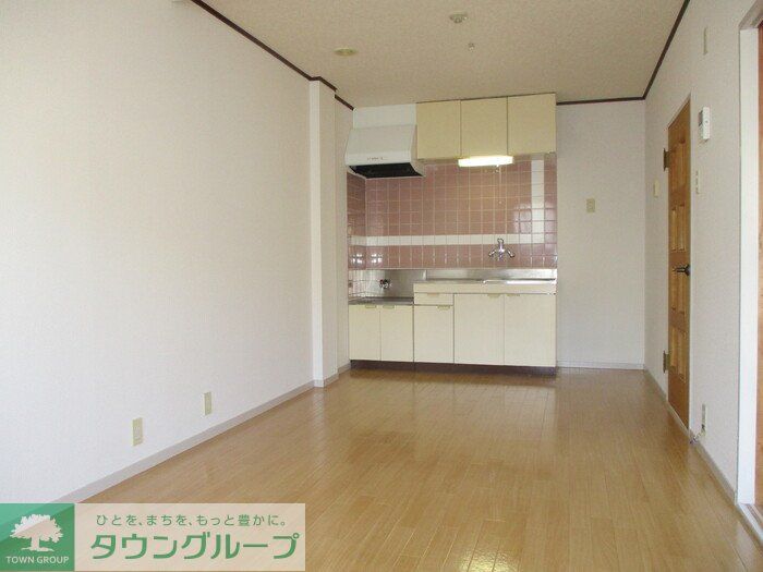 居室・リビング　お問合せはタウンハウジングまで！※現地待合わせ相談可能