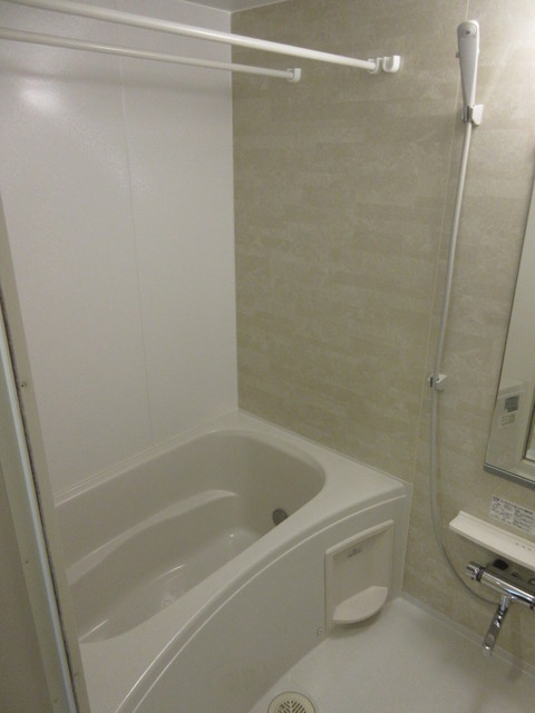 バス・シャワールーム　★追焚・乾燥機付きバス★