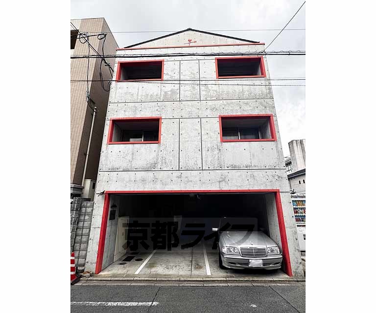 建物外観　大手筋商店街すぐです！
