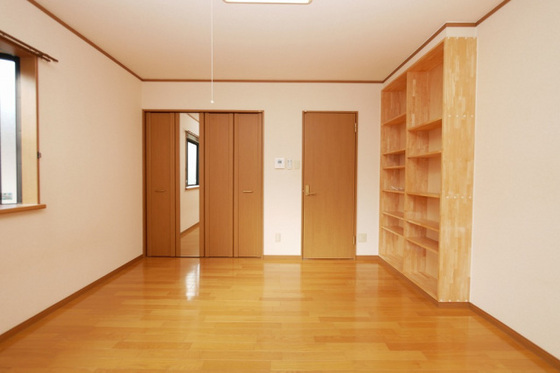 居室・リビング　※別部屋の写真です