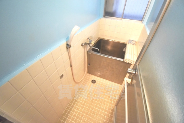 バス・シャワールーム　風呂