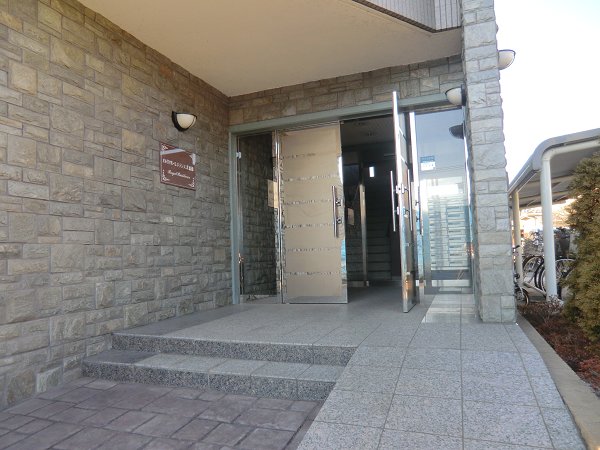 エントランス　同建物参考写真
