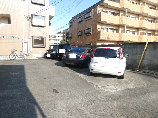 駐車場　★★敷地内駐車場です★★