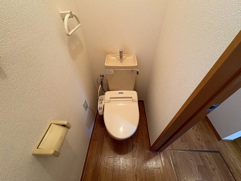 トイレ　別部屋参考