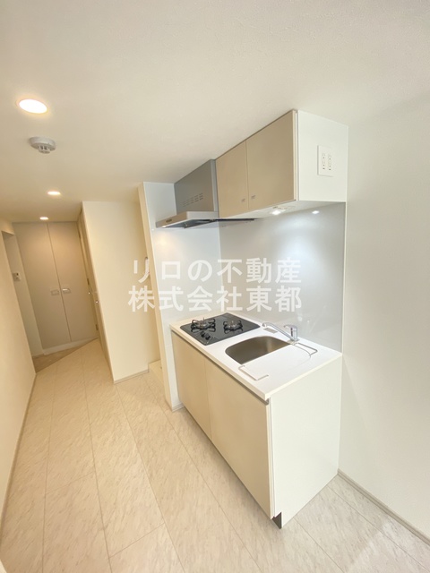 キッチン　上下に収納あり！使い勝手の良いキッチンです！！