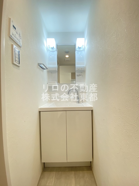 洗面設備　嬉しい洗面台は独立タイプ！