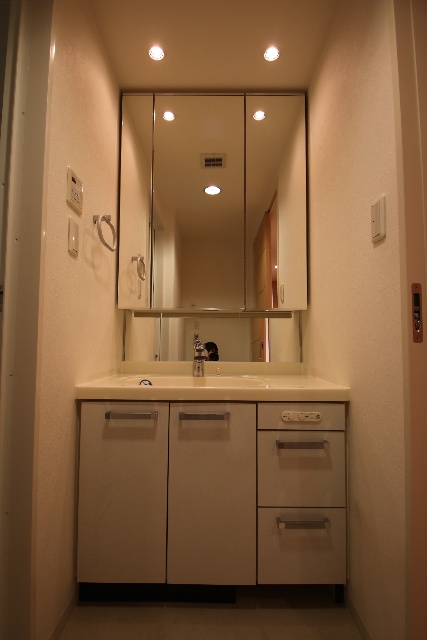 洗面設備　※別室の参考写真の為、現況優先です。