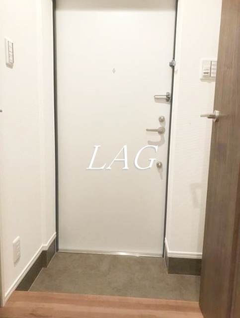 玄関　玄関です。