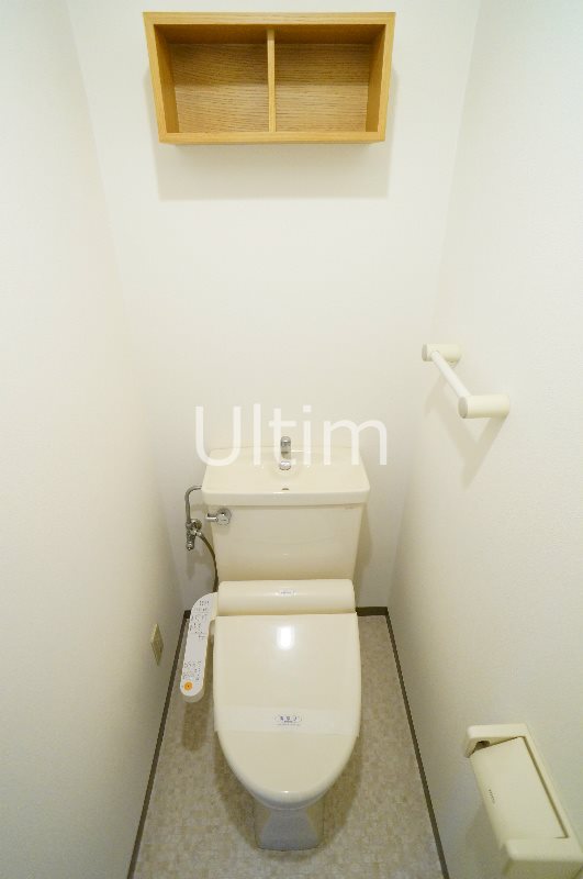 トイレ　別部屋のお写真です。ご参考までに！