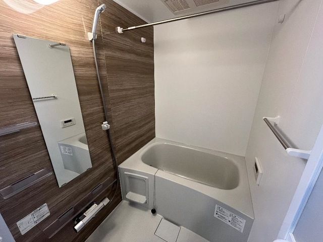 バス・シャワールーム　同施工会社参考写真です