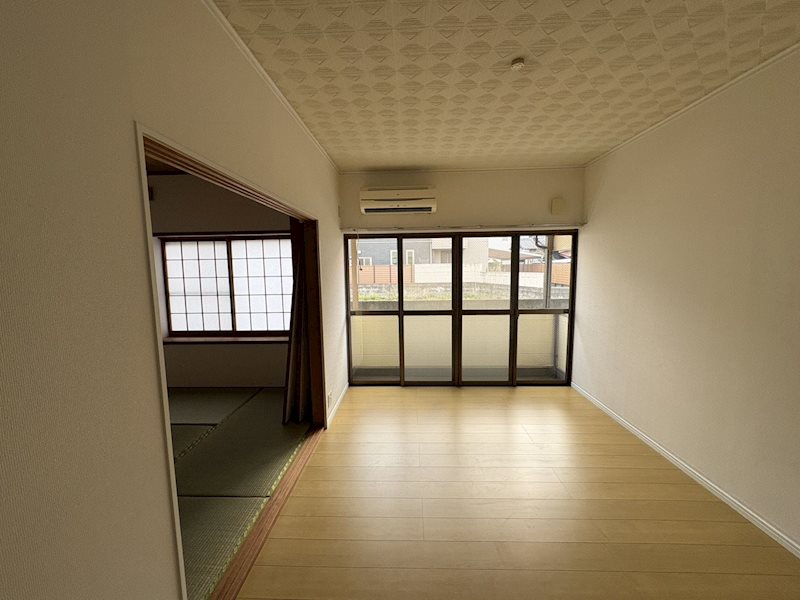 居室・リビング　室内　※別号室参考写真