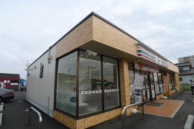 コンビニ　セブンイレブン（コンビニ）まで220m