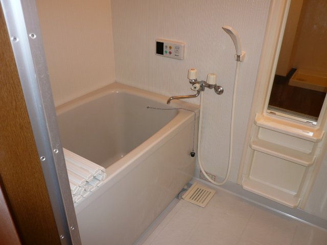 バス・シャワールーム　バス（イメージ）