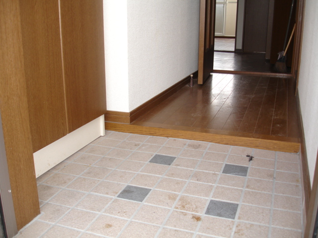 玄関　玄関（イメージ）