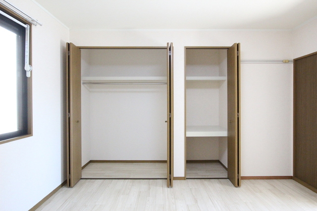 収納　洋室クローゼット