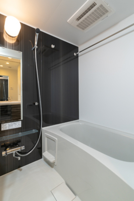 バス・シャワールーム　※写真は同タイプ住戸です。