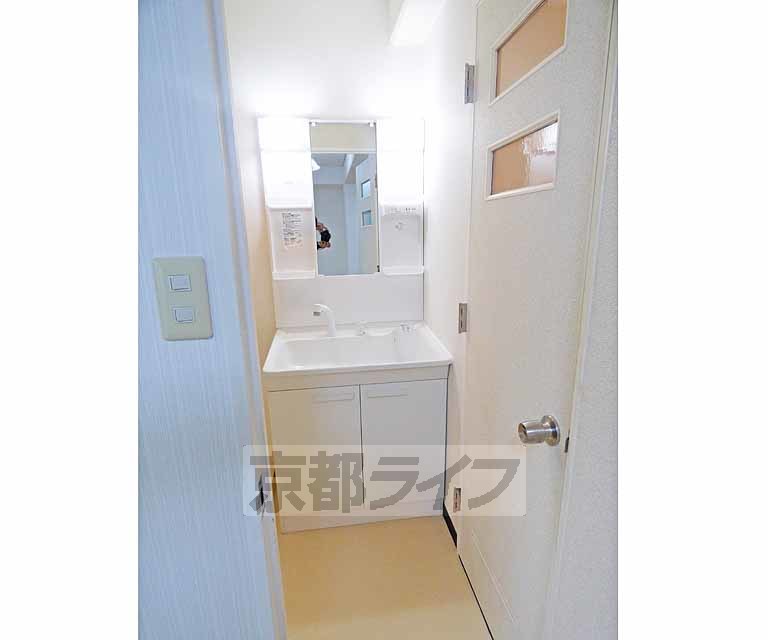 洗面設備　洗面所です。