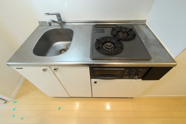 キッチン　※別部屋参考写真