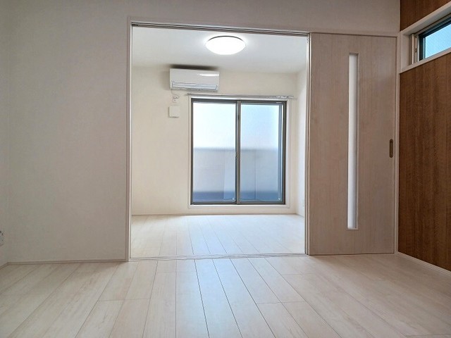 居室・リビング　同仕様