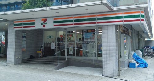 コンビニ　セブンイレブン 新横浜2丁目店（コンビニ）まで119m