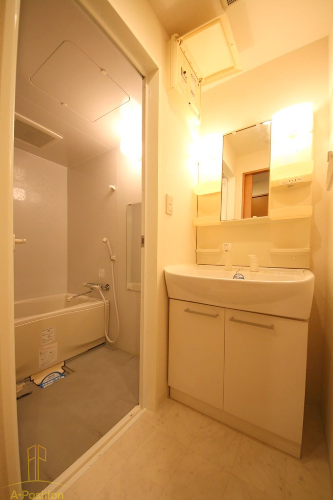 洗面設備　Loisir Kusunoki