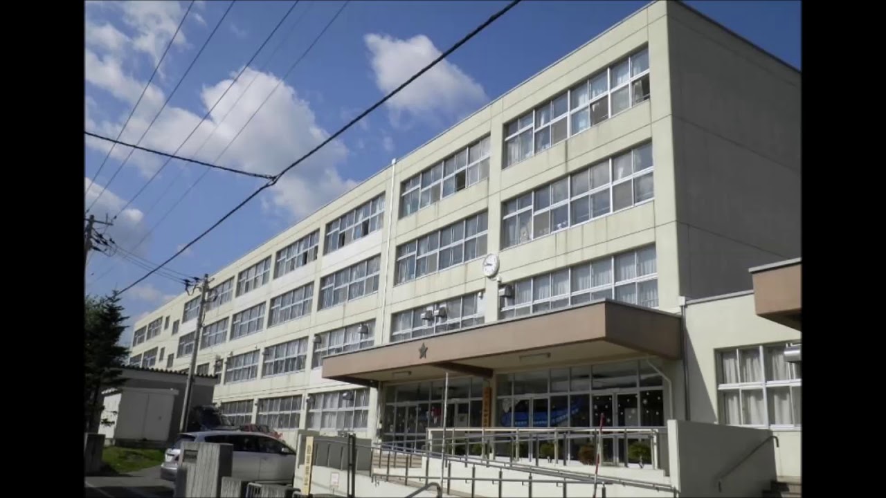 中学校　札幌市立琴似中学校（中学校）まで850m