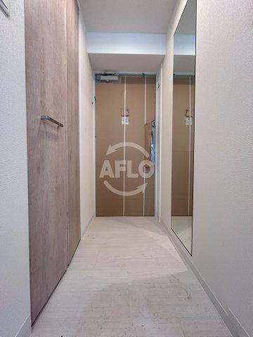 玄関　ラ フェリーチェ難波　玄関