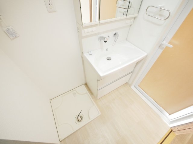 洗面設備　使いやすい洗面所です