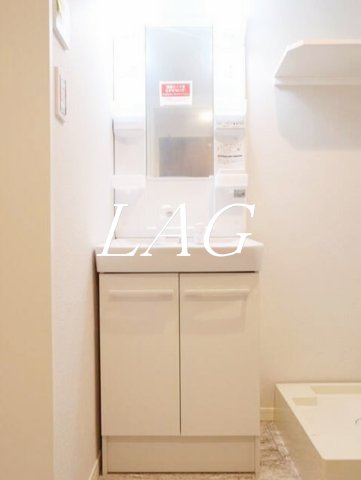 洗面設備　洗面台です。